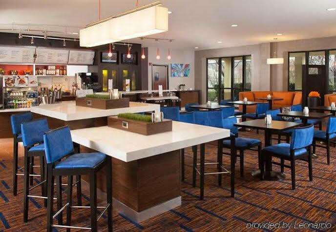 夏洛特加斯托尼亚万怡酒店 外观 照片